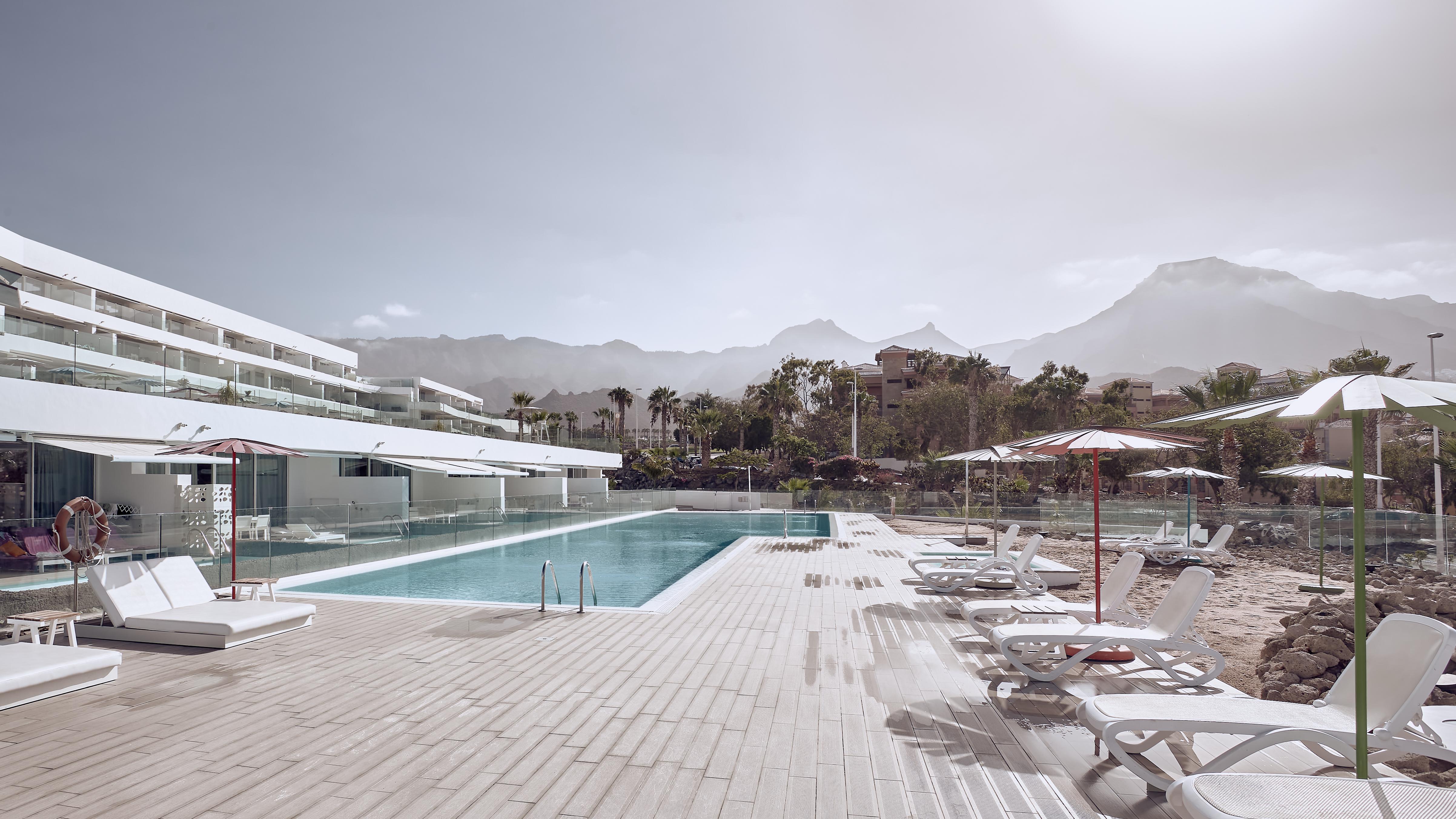 โรงแรมเบาบับ สวีท Costa Adeje  ภายนอก รูปภาพ